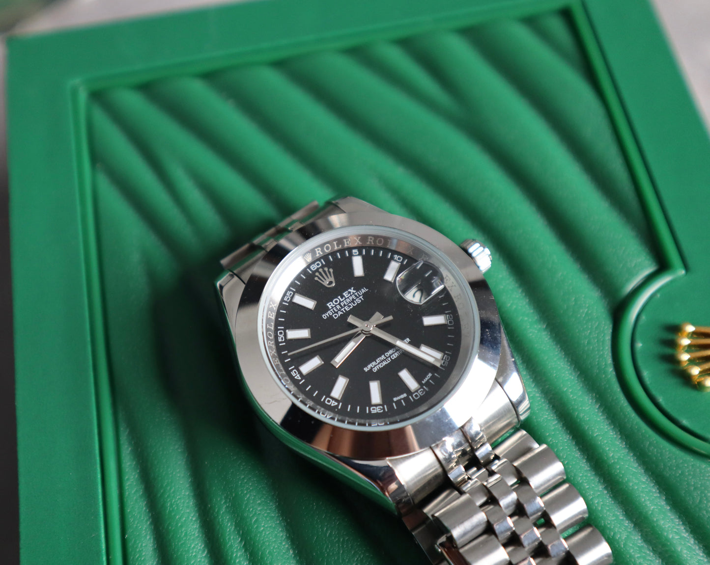 Rolex Datejust - رولكس دايت جست جراند ماستر طبق الأصل  متوفر قطعتين (السعر بالاردني 300)