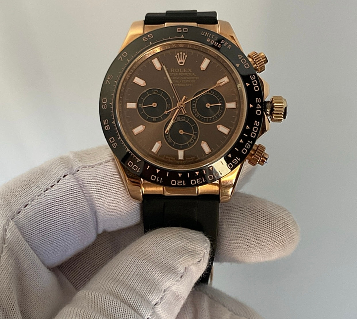 رواكس رولكس دايتونا شوكليت  ٢٠٢٤   مستعملة بحالة الجديد ماكينة سويسري