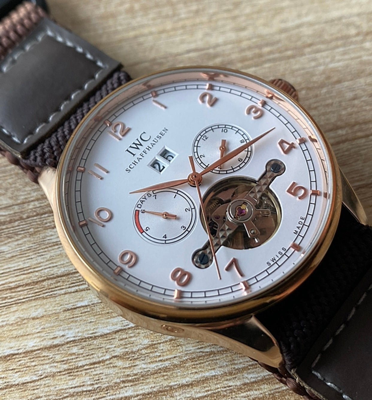 IWC AFTER MARKET EDIT 952 - الساعة كاين طبق الأصلية تم التعديل عليها - الساعة فينتج دون اوراق