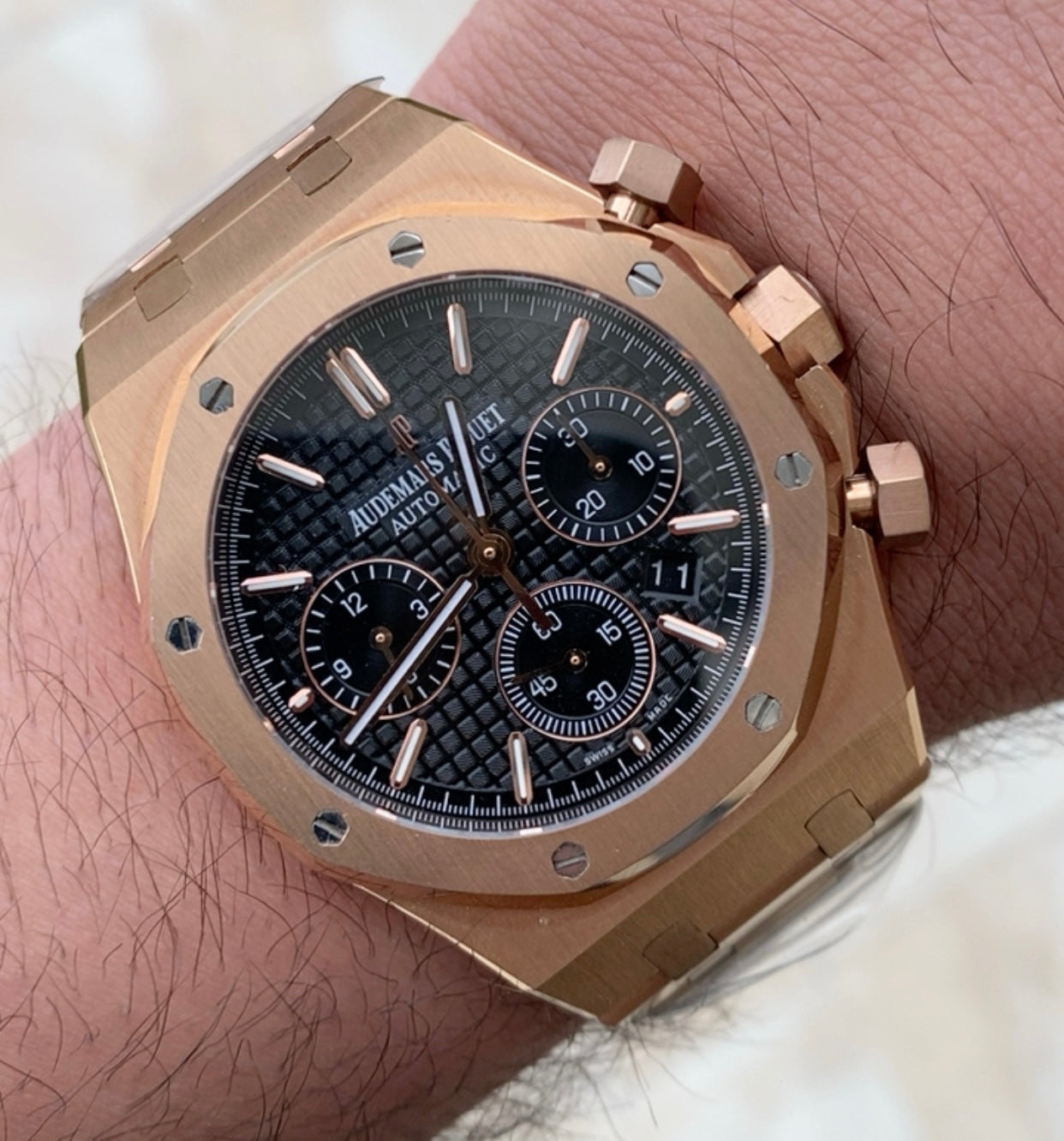 AP Chronograph- اي بي كلين روز جولد طبق الاصل تعقيدة الماكينة كرونو مطابقة للاصلية