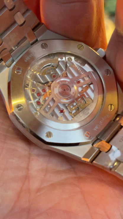 audemars piguet كلين مطابقه مينا اخضر قطعه واحده