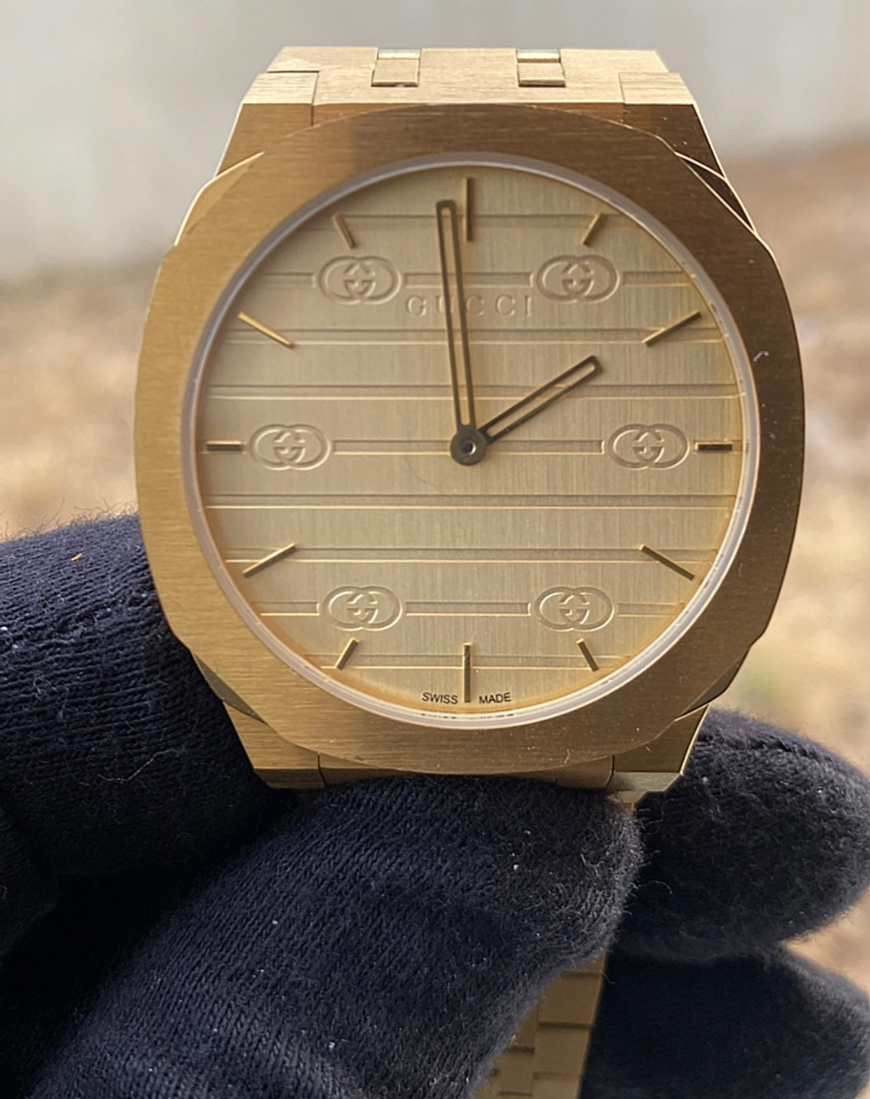 Gucci G-Timeless - جراند ماستر طبق الأصل و الوزن و الأبعاد