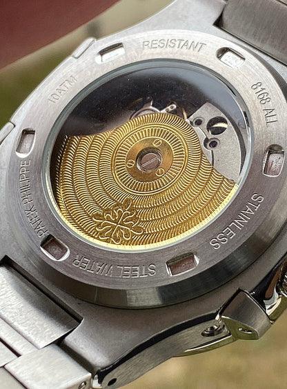 40.5 mm باتيك فيليب نوتلس تيفاني - كرونوجراف سنتر قمري  -كلين
