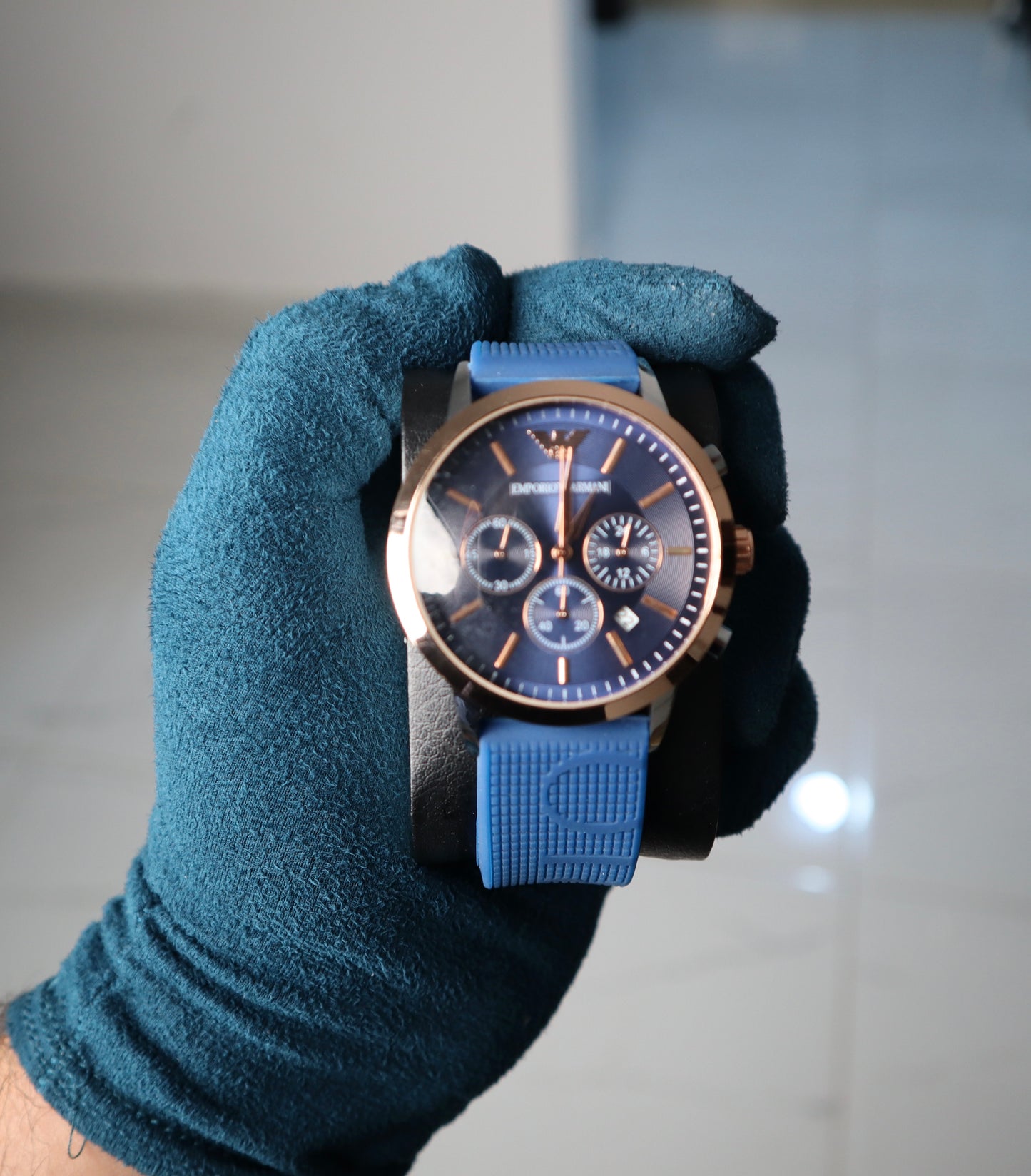 ساعة ارماني جراند ماستر - حبة واحدة من كل لون