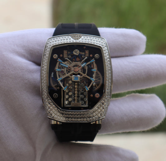 ساعة جاكوب اند كو اصدار خاص بوجاتي شيرون دايموند - حبة واحدة لأول شخص