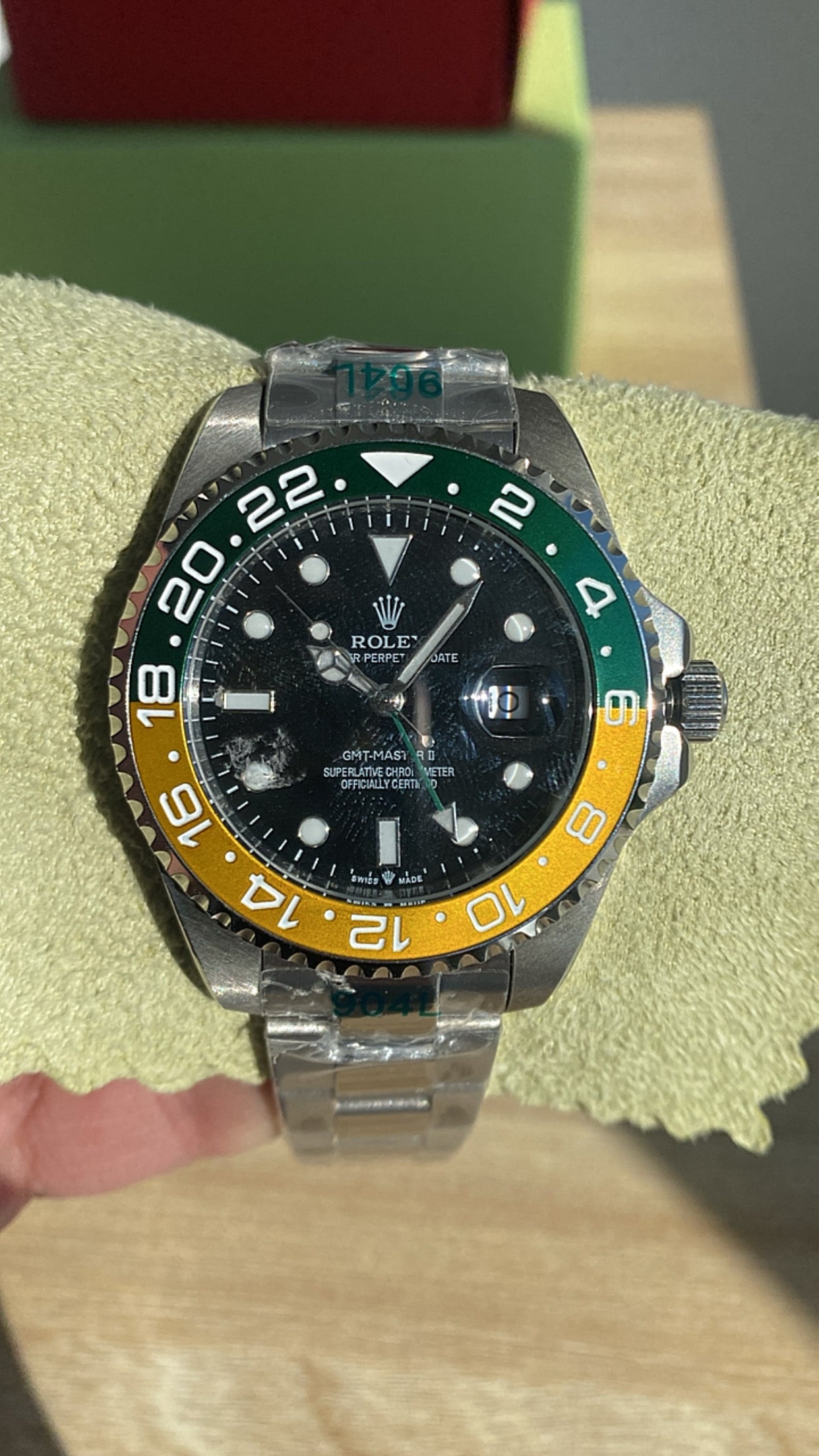 43mm رولكس جي ام تي سوبريور جرين - كلون تايتل