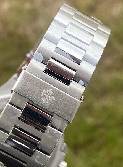 40.5 mm باتيك فيليب نوتلس كرونوجراف مينا اسود  -   -كلين