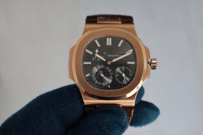 PATEK Philippe 5712 - الساعة كلين طبق الأصل