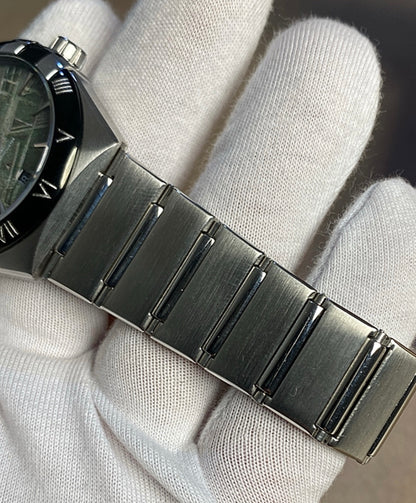 اوميجا كونستليشن كلين مستعملة بحالة الجديد