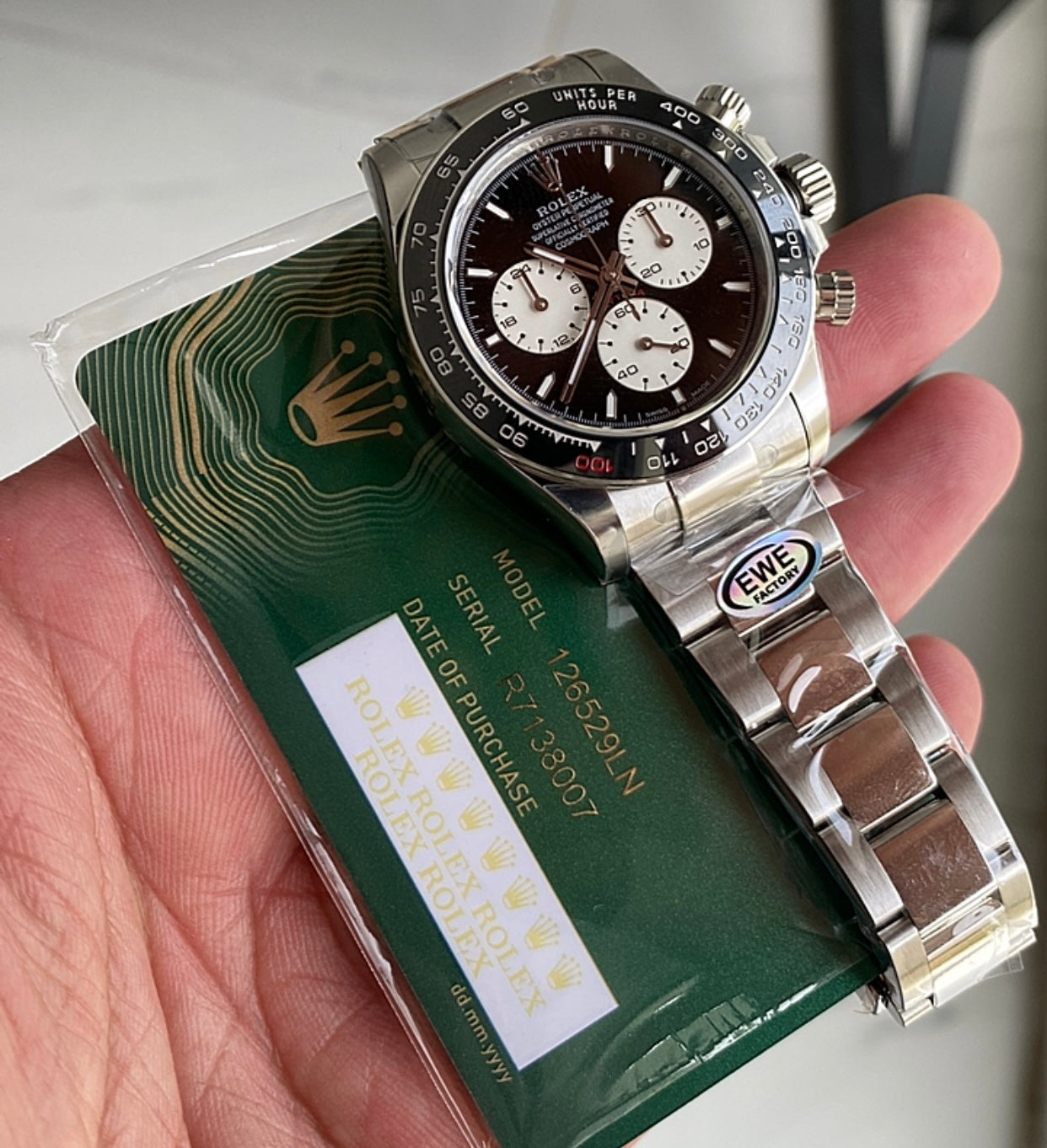 40 mm رولكس دايتونا مينا  أسود وعدادات بيضاء