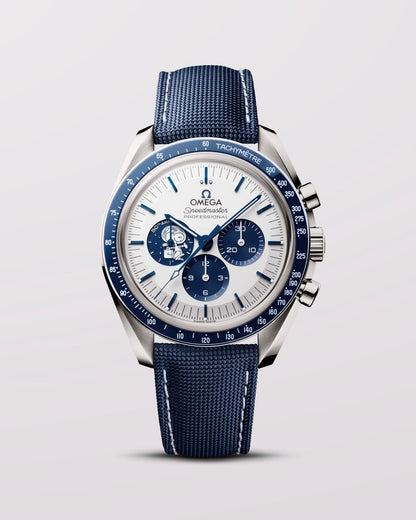 Omega Speedmaster Silver Snoopy Award للطلب المسبق