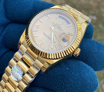 حبة واحدة في العراق- رولكس داي ديت فول ذهب اصفر طلاء ١٨ - الساعة طبق الأصل برقم تسلسلي اصلي و ماكينة سويسري مطابقة للأصل