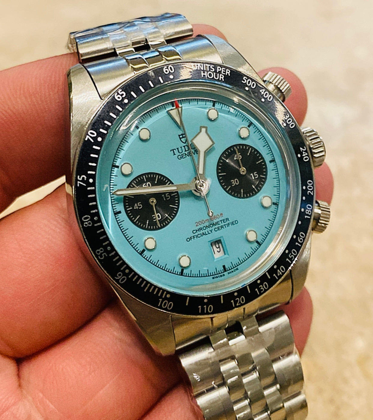 تيدور كلين كلين طبق الأصل - ماكينة سويسري لا يمكن تفريقها