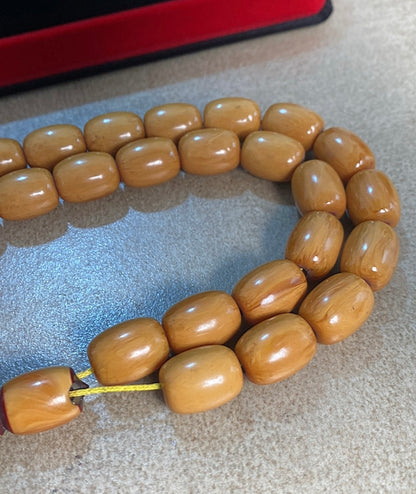 سبحة سندلوس حجر قديم اكثر من ٤٠ سنة s42  وارد قطري