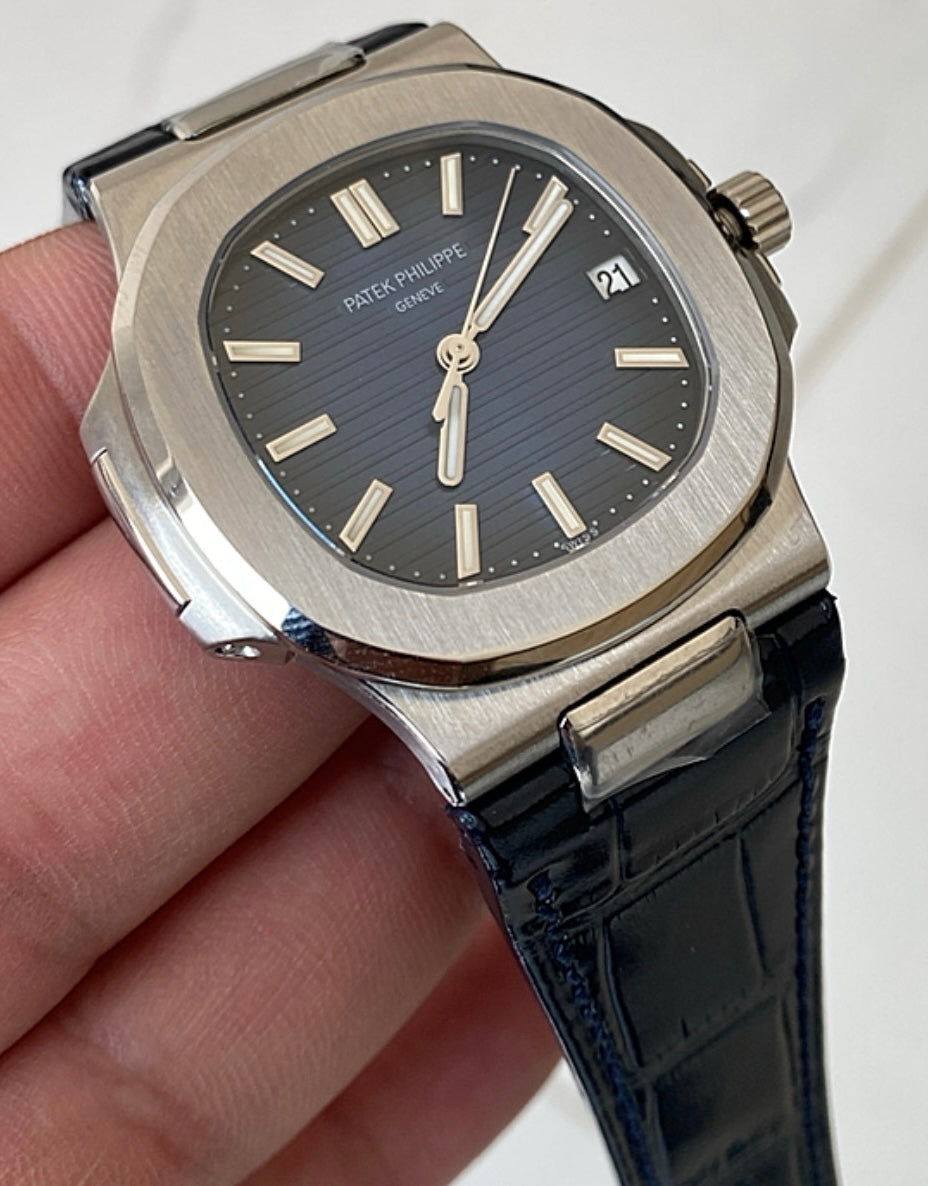 باتيك فيليب نوتلس كلين ٥٧١١ طبق الأصل جلد - نيلي