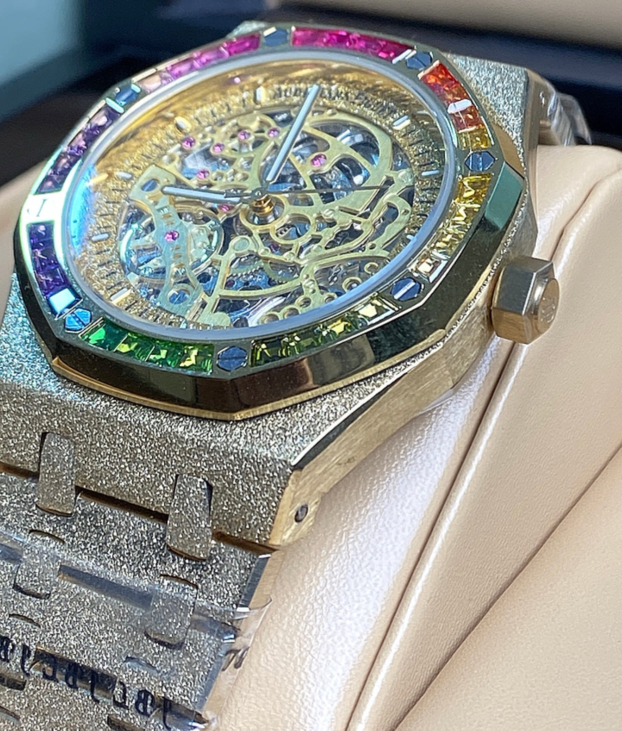 Audemars Pigue  Rainbow 41 mm  (كلين تايتل)
