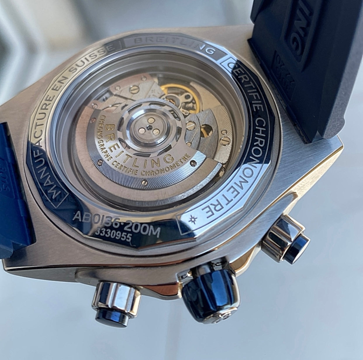 بريتلنج كرونوجراف كلين طبق الأصل نفس المواد الخام - قطعة واحدة