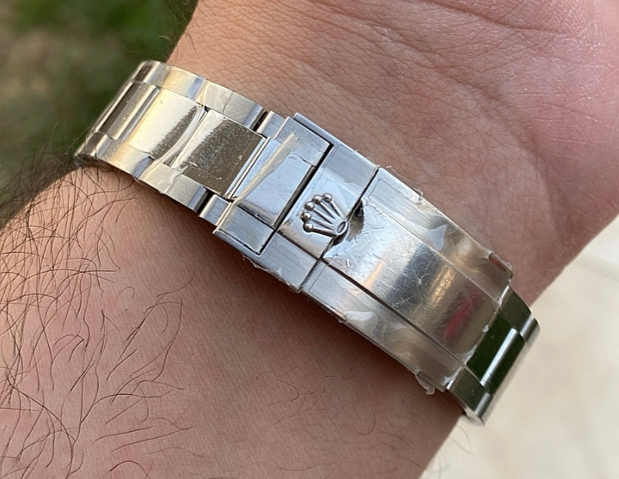 رولكس باتمان سير اويستر - مصنع كلين طبق الاصل - لا يمكن تميزها على يدك - سيريال محفور حقيقي- ماكينة مطابقة للاصلية - سيراميك مطابق مية بالمئة - تعقيدة جي ام تي مثل الاصلية