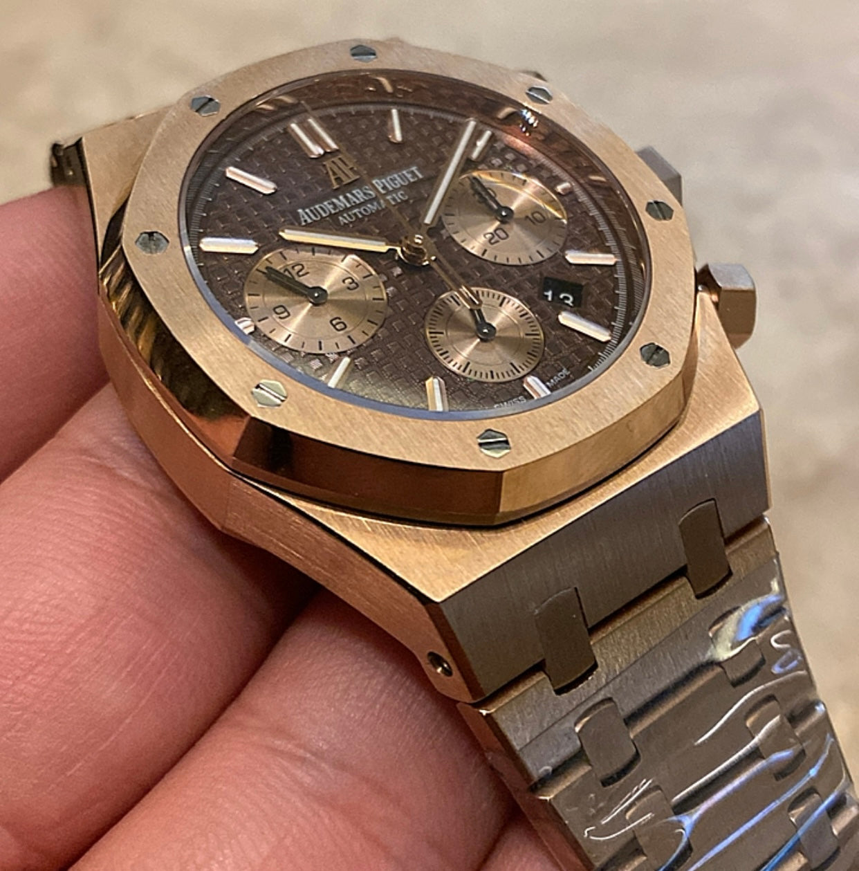 اي بي رويال اوك كرونوجراف روز جولد - كلين طبق الأصل ماكينة سويسري