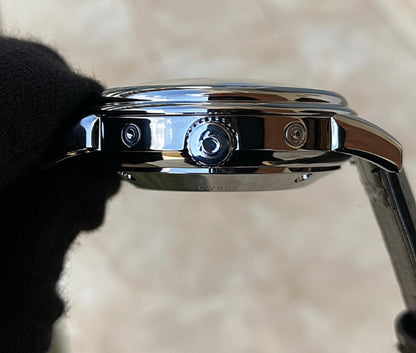 اوميغا توربين بيج ديت التصميم الكلاسيك - جلد اسود و لون المينا كابتشينو اومبريه