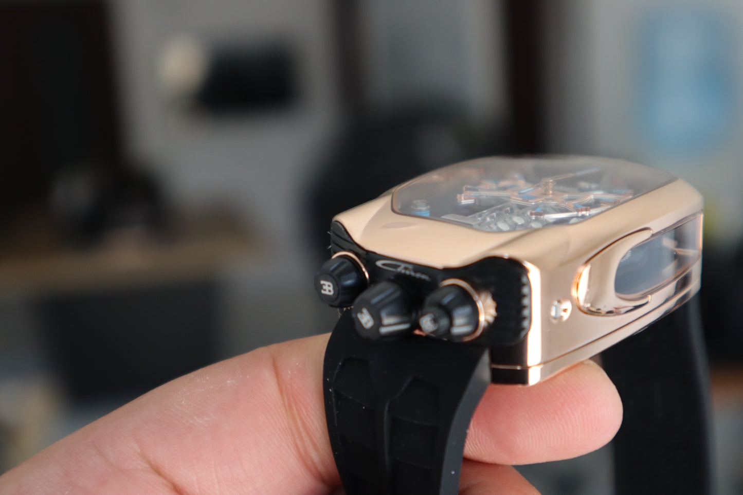 جاكوب اند كو بوجاتي شيرون كلين - اكثر نسخة مطابقة للأصلية