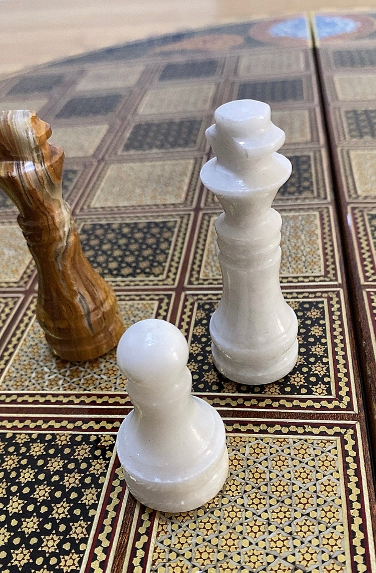 اكبر طاولي في العراق - طاولي و شطرنج صناعة يدوية تم صناعة قطعة واحدة فقط