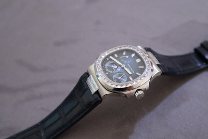 Patek Philippe Nautilus 5712 (نسخة كلين مطابقة للأصلي)