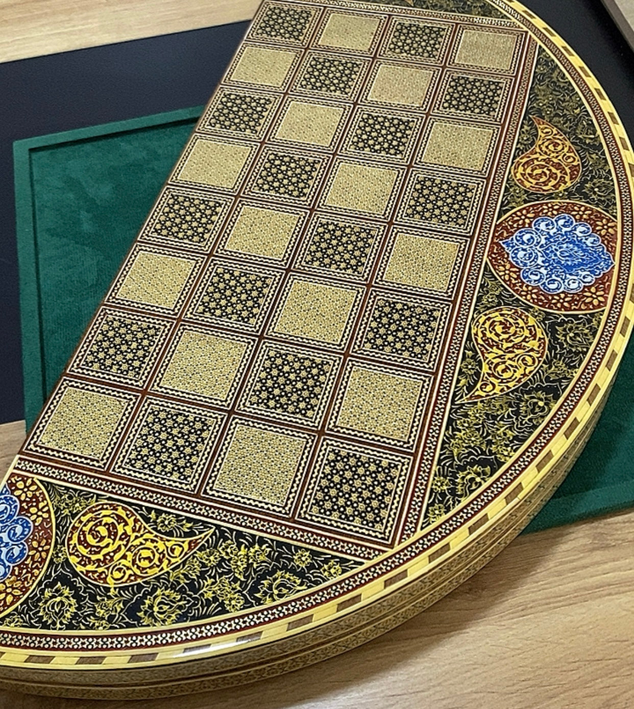 اكبر طاولي في العراق - طاولي و شطرنج صناعة يدوية تم صناعة قطعة واحدة فقط