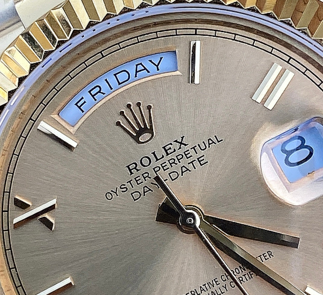 حبة واحدة في العراق- رولكس داي ديت فول ذهب اصفر طلاء ١٨ - الساعة طبق الأصل برقم تسلسلي اصلي و ماكينة سويسري مطابقة للأصل