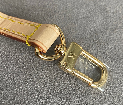 LV Monogram MulticolorLimted - الجنطة طبق الأصل لا تميز متوفر قطعة واحدة