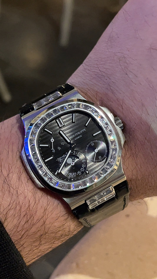 Patek philipe باتيك فيليب نوتلس جلد قطعه واحده