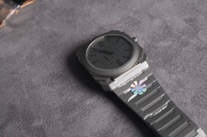 Bulgari Octo Finissimo - انحف ساعة بالعالم ماكينة سويسريو تيتانيون - القطعة الوحيدة بالعراق