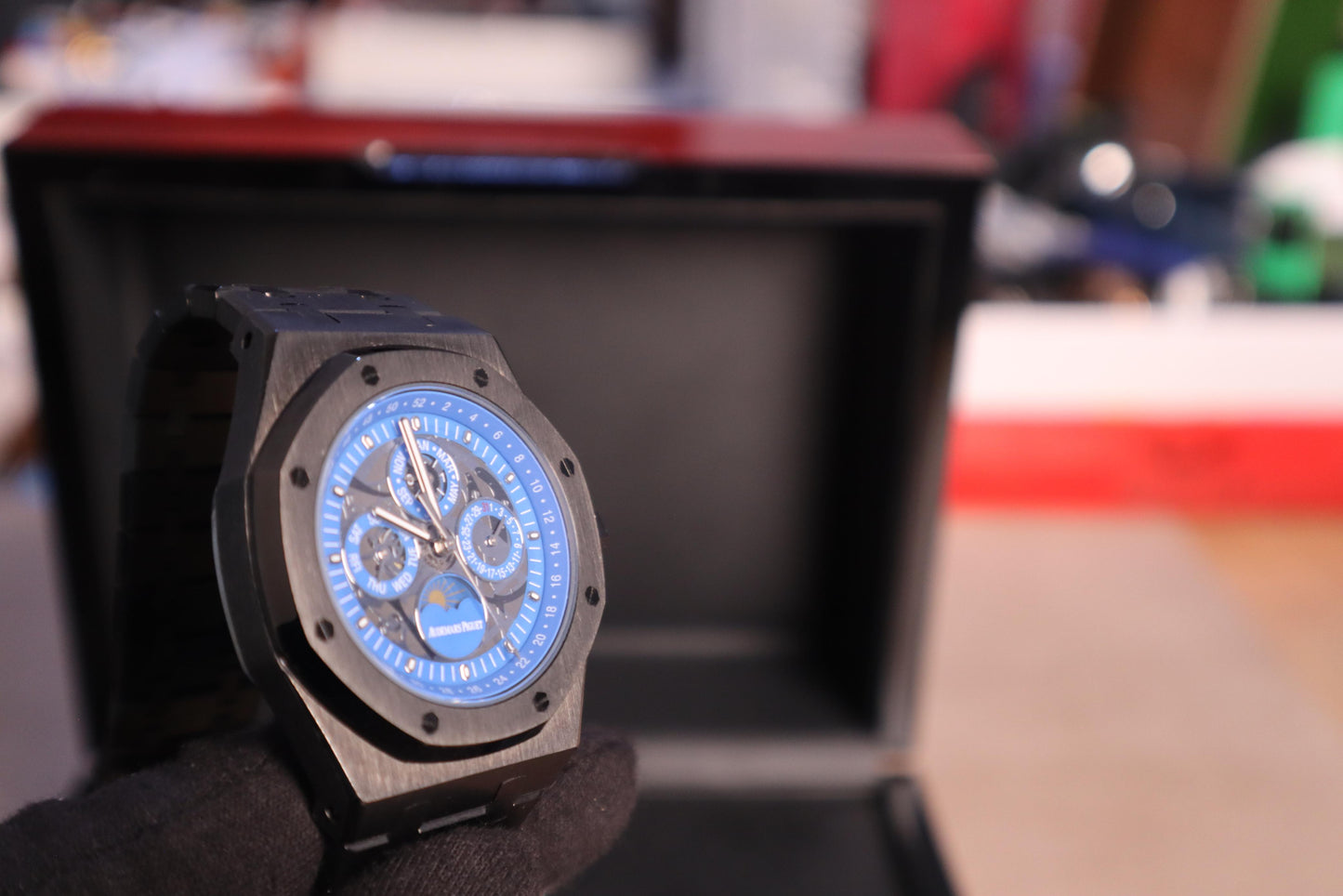 AP ROYALOAK -  اي بي رويال اوك بربتشوال كاليندر