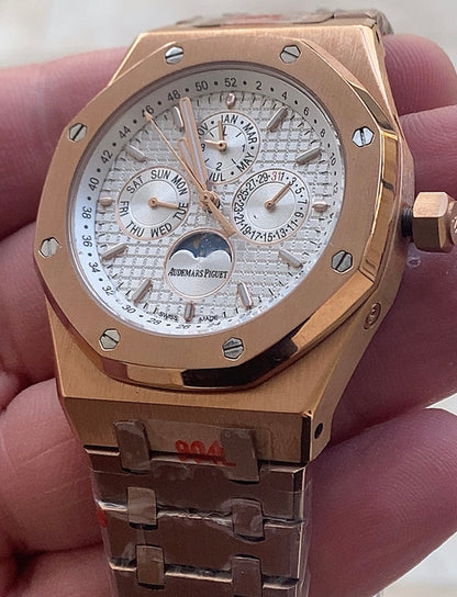 AP Calendar RoseGold 41 mm(كلين تايتل)