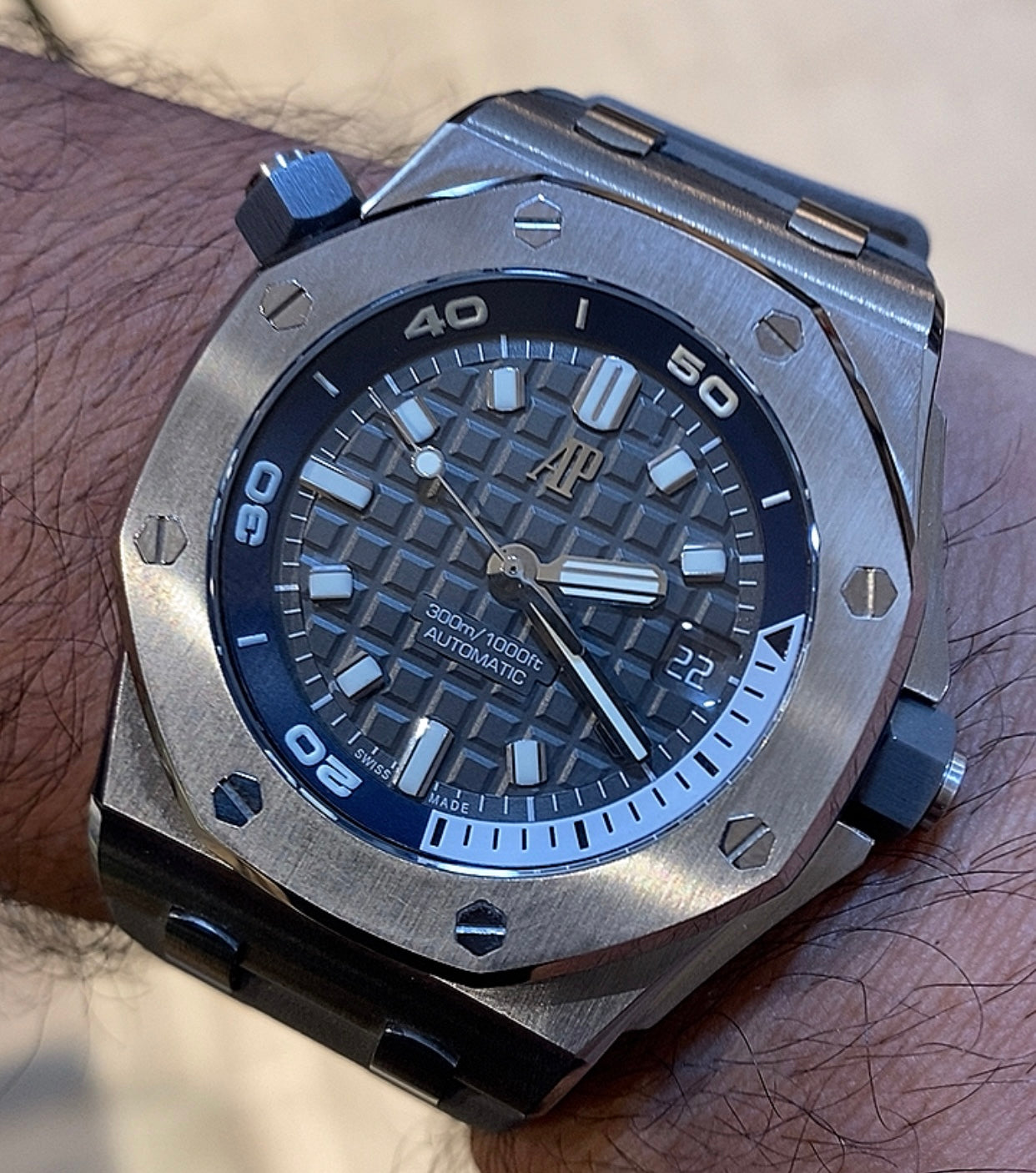 AP OFFSHORE CLEAN - الساعة كلين طبق الأصل لا تميز عن الأصلية