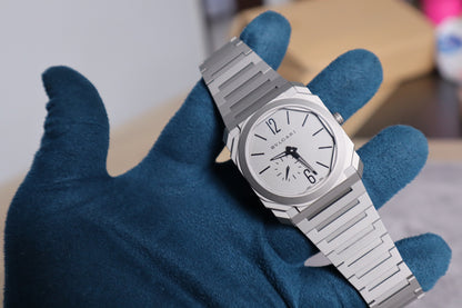 Bulgari Octo Finissimo - انحف ساعة بالعالم ماكينة سويسريو تيتانيون - القطعة الوحيدة بالعراق