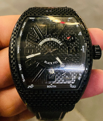 فرانك مولر كاربون فايبرركلين فينيشنج عالي جداً و تطابق في المكينة (صور الساعة الحقيقية مو من النت)