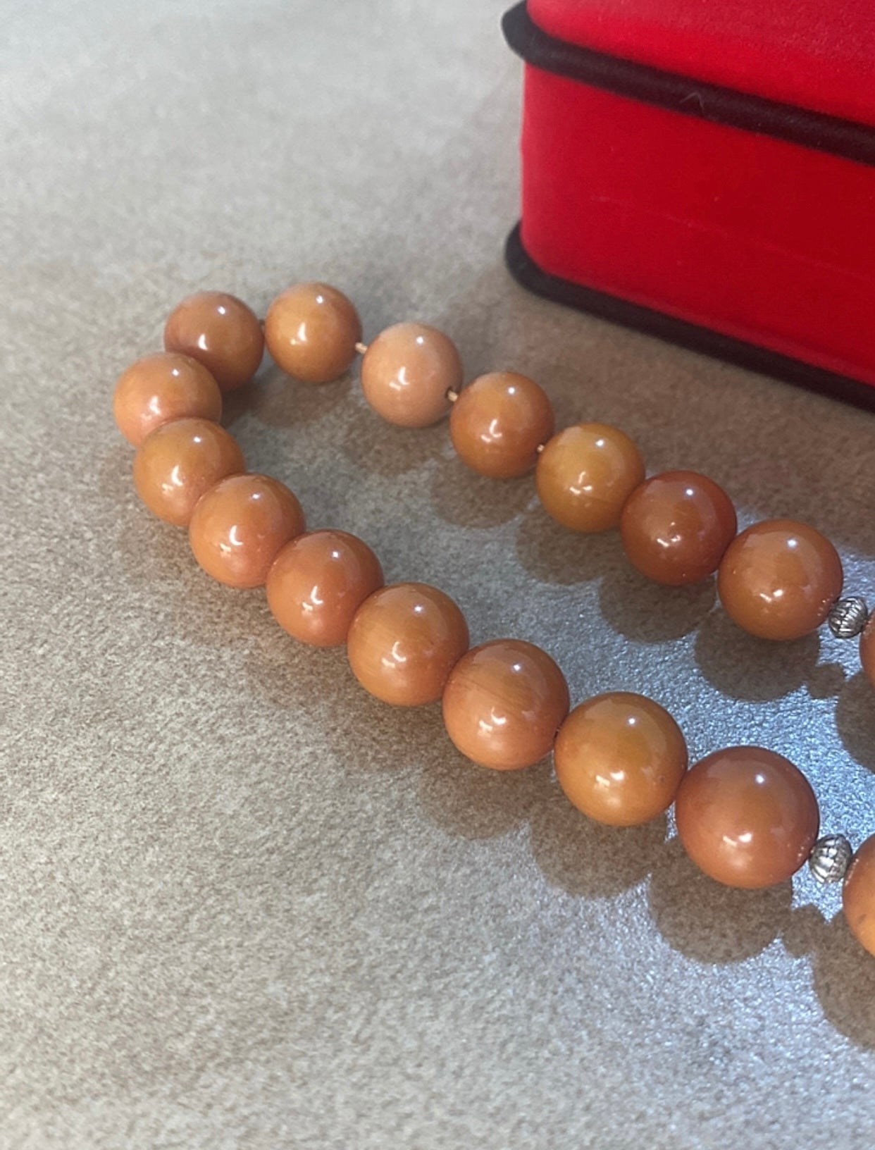 سبحة سندلوس حجر قديم اكثر من 20 سنة sS48