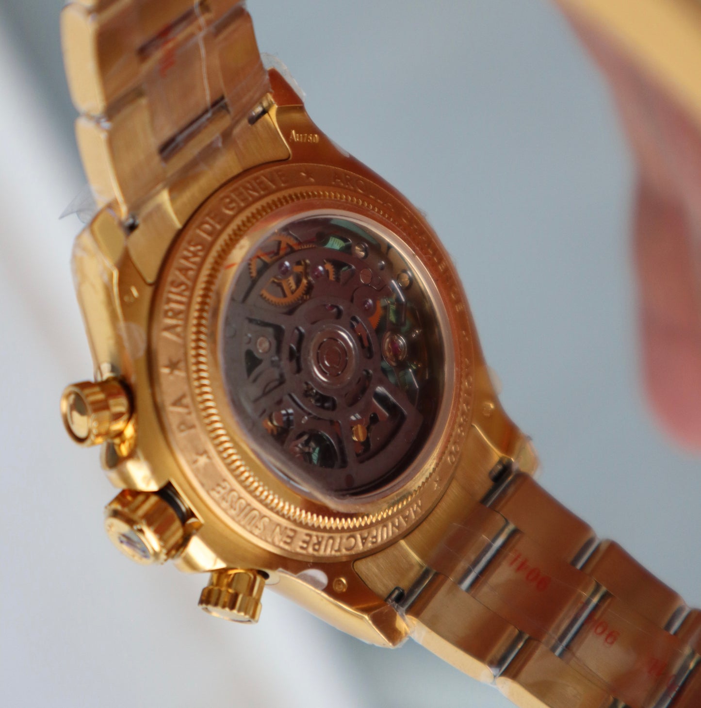 Rolex Daytona Green Ruby 40 mm  -قطعة كلين طبق الأصل ماكيمة سويسري طبق الأصل متوفر حبة واحدة في كل العراق