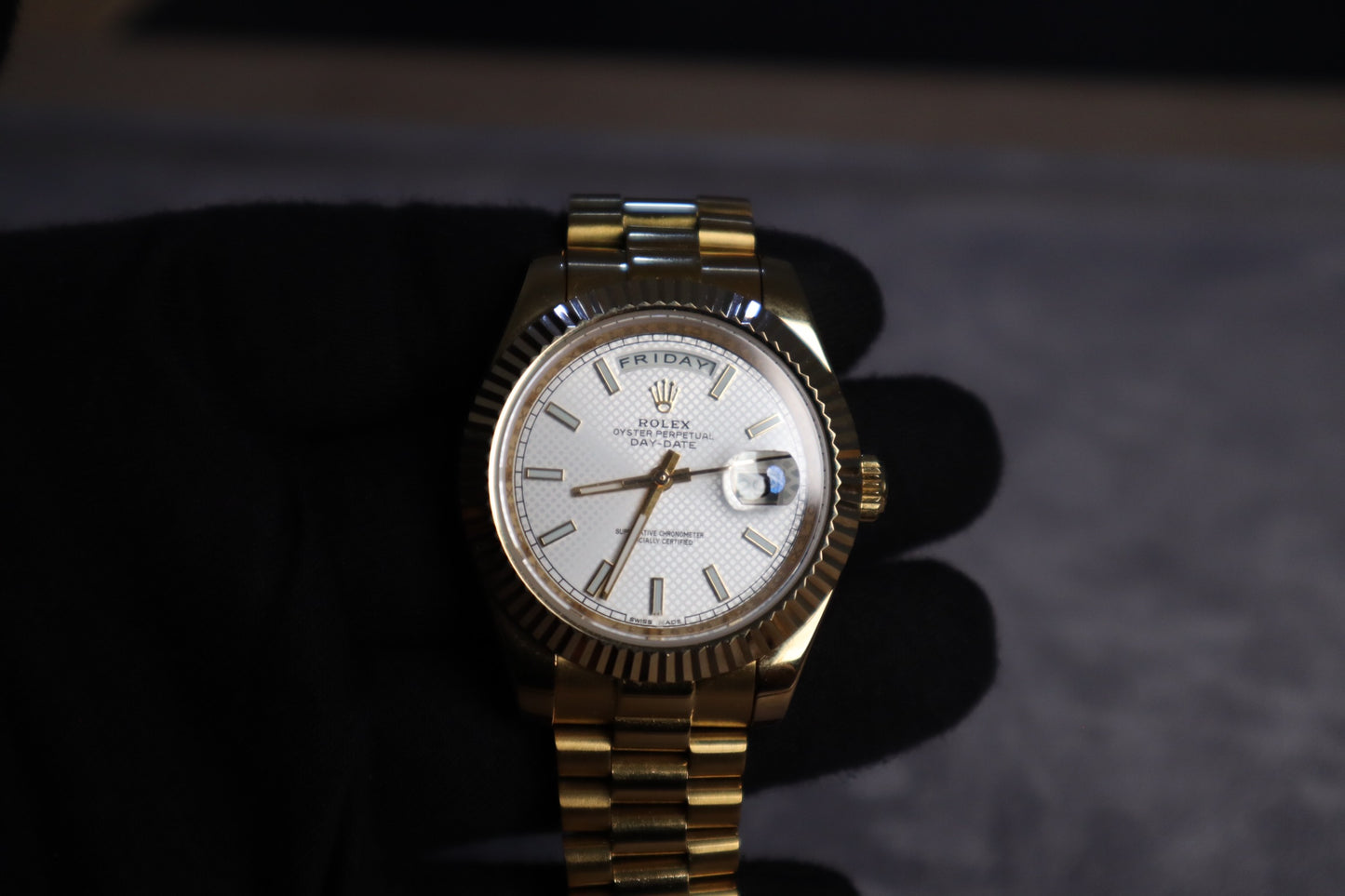 رولكس داي دايت جراند ماستر درجة اولى - ذهبي كامل مينا ابيض