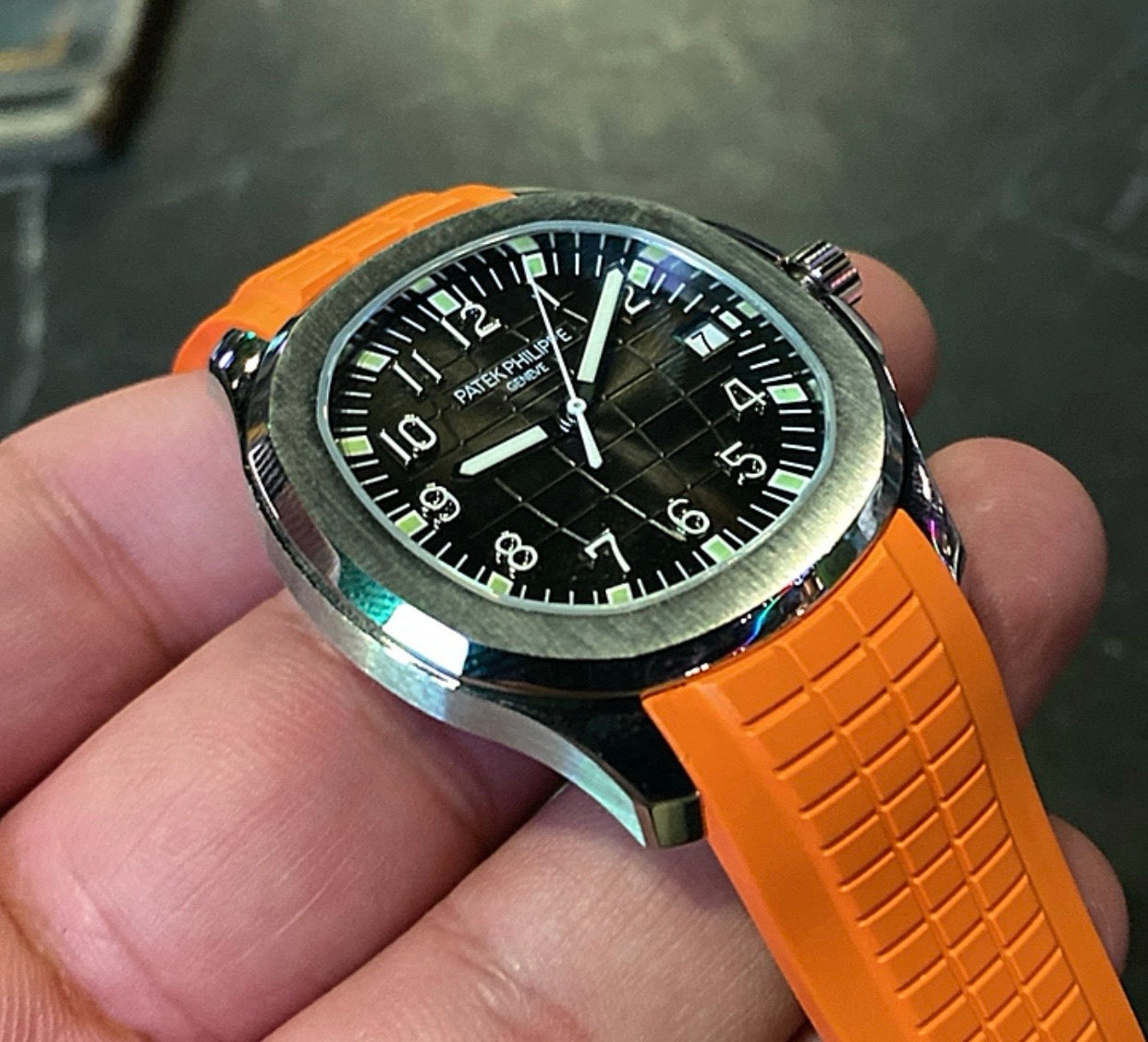 باتيك فيليب تكوا نوت اورانج ستراب طبق الأصل