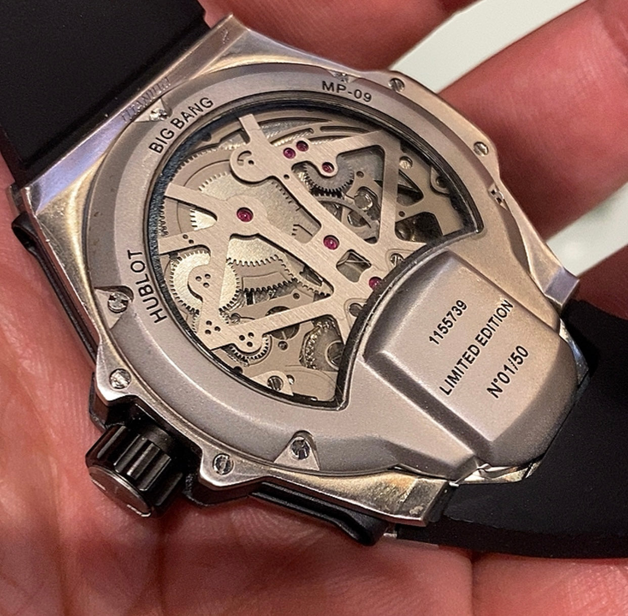 هوبلوت بيج بانج فلوتيمج توربيون - اول حبة في الاردن موديل ٢٠٢٥ (السعر بالدينار الاردني ٦٠٠)