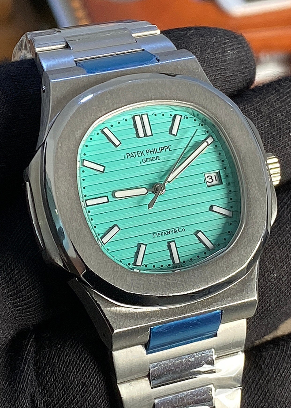 السعر بالأردني ٣٠٠ دينار - patic philipp tefani  Steel