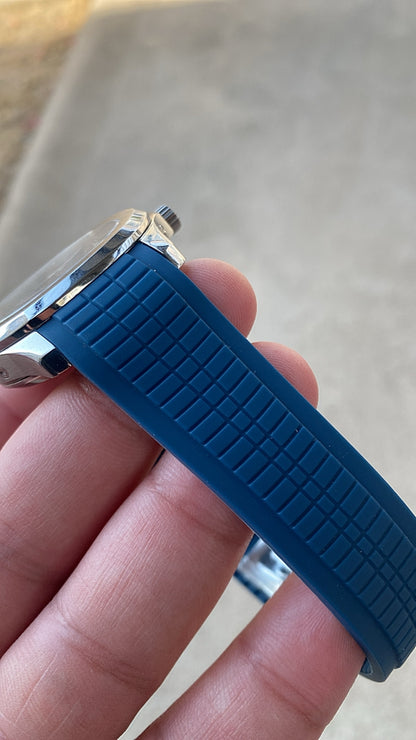 PATEK Philippe aquanaut- باتيك فيليب اكوا نوت كاليندر كلين طبق الأصل