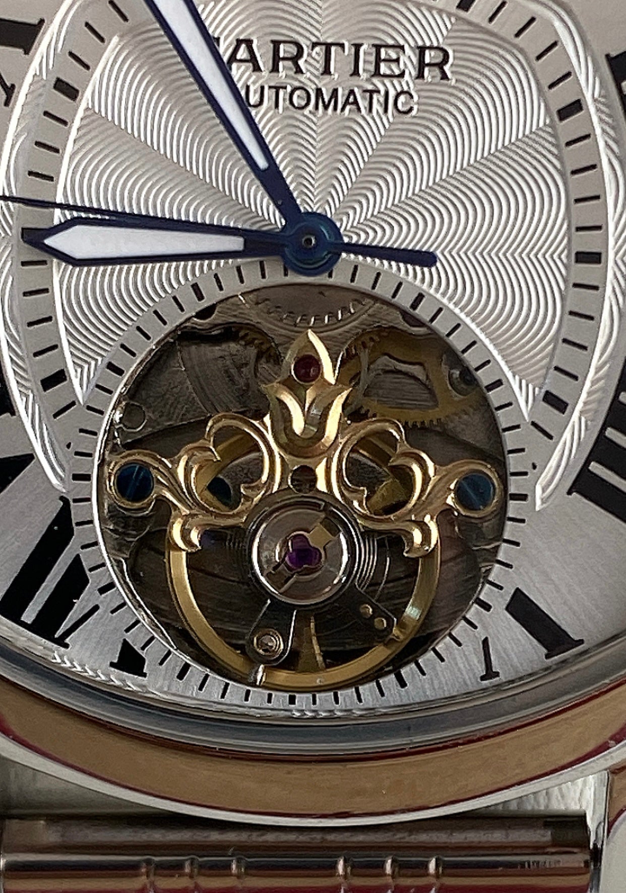 السعر بالأإردني 200  دينار - ارتير تربليون لون ابيض