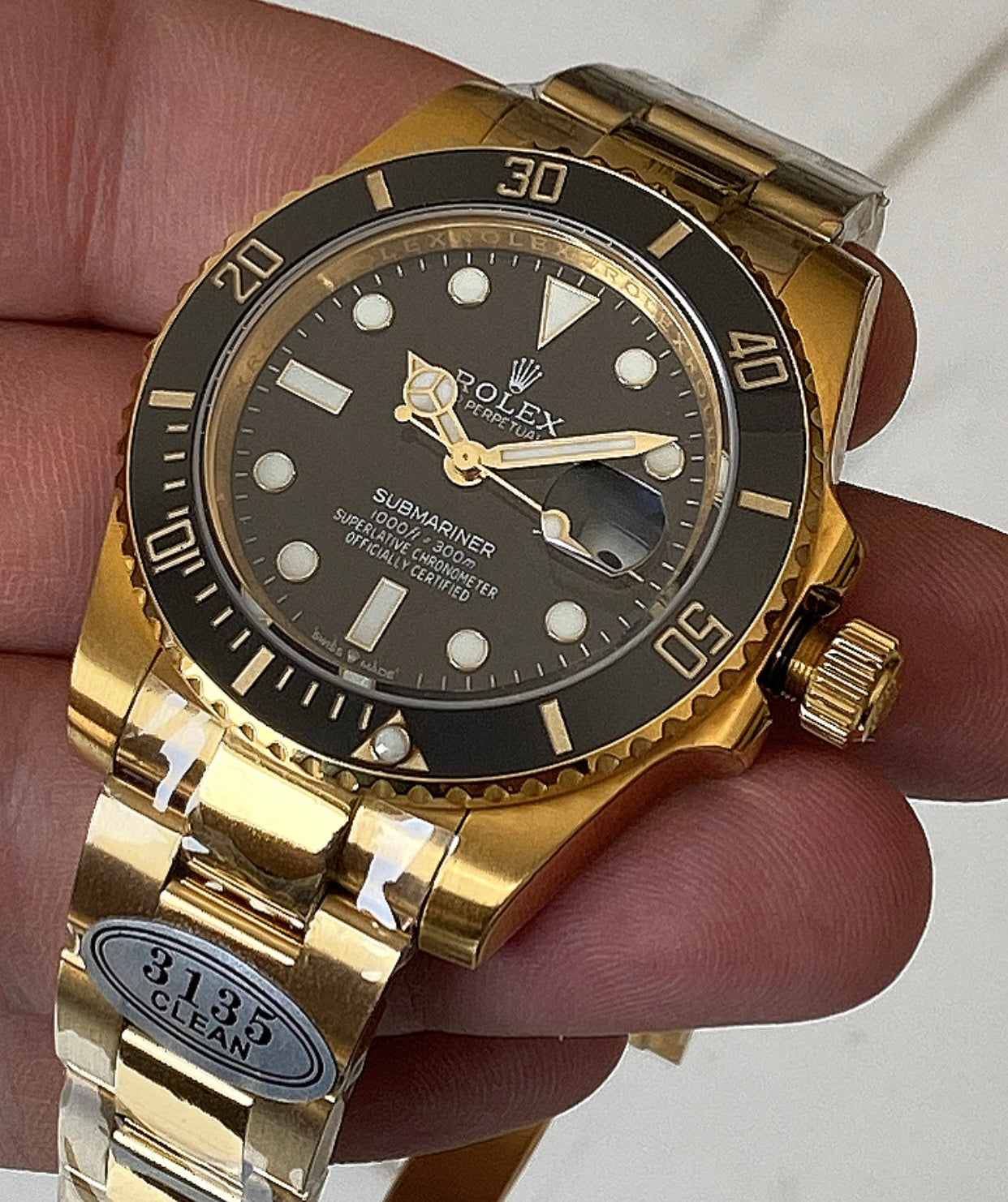 رولكس سابمارينر فول جولد - ذهب ١٨ طلاء - ماكينة سويسري بيزل سيراميك كلين طبق الأصل