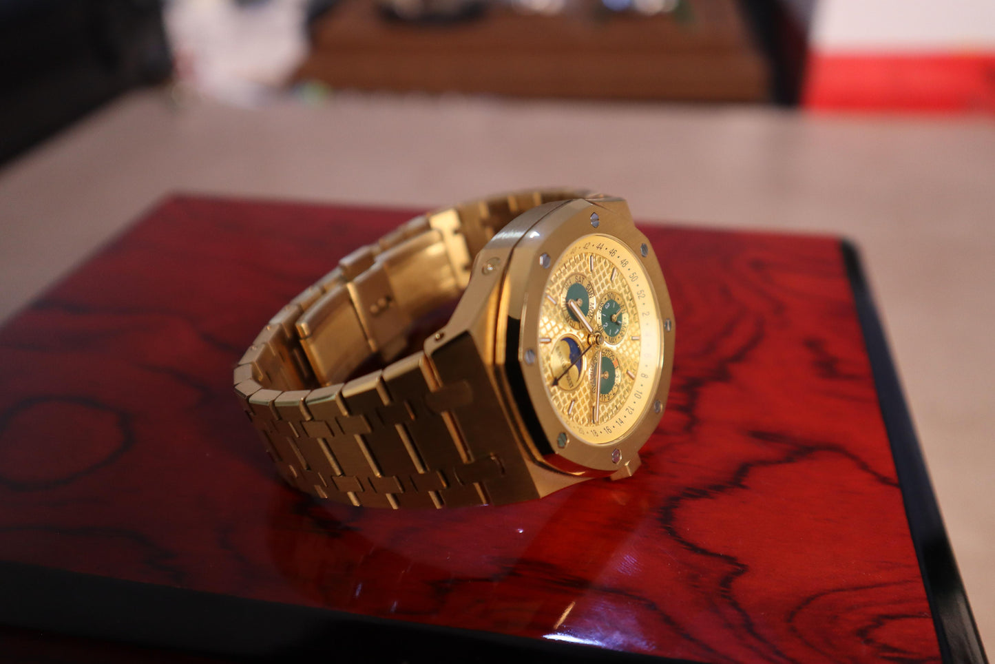 AP ROYALOAK - اي بي رويال اوك بربتشوال كاليندر