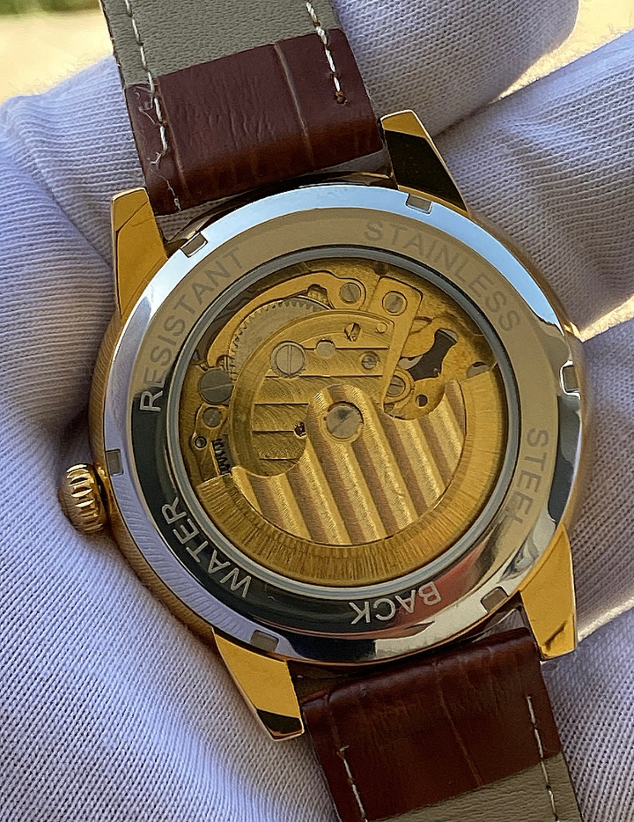 اكوناستك كونستانتين مون فيس - لون ذهبي ماكينة سويسرية