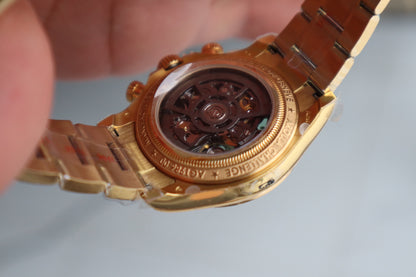 Rolex Daytona Green Ruby 40 mm  -قطعة كلين طبق الأصل ماكيمة سويسري طبق الأصل متوفر حبة واحدة في كل العراق