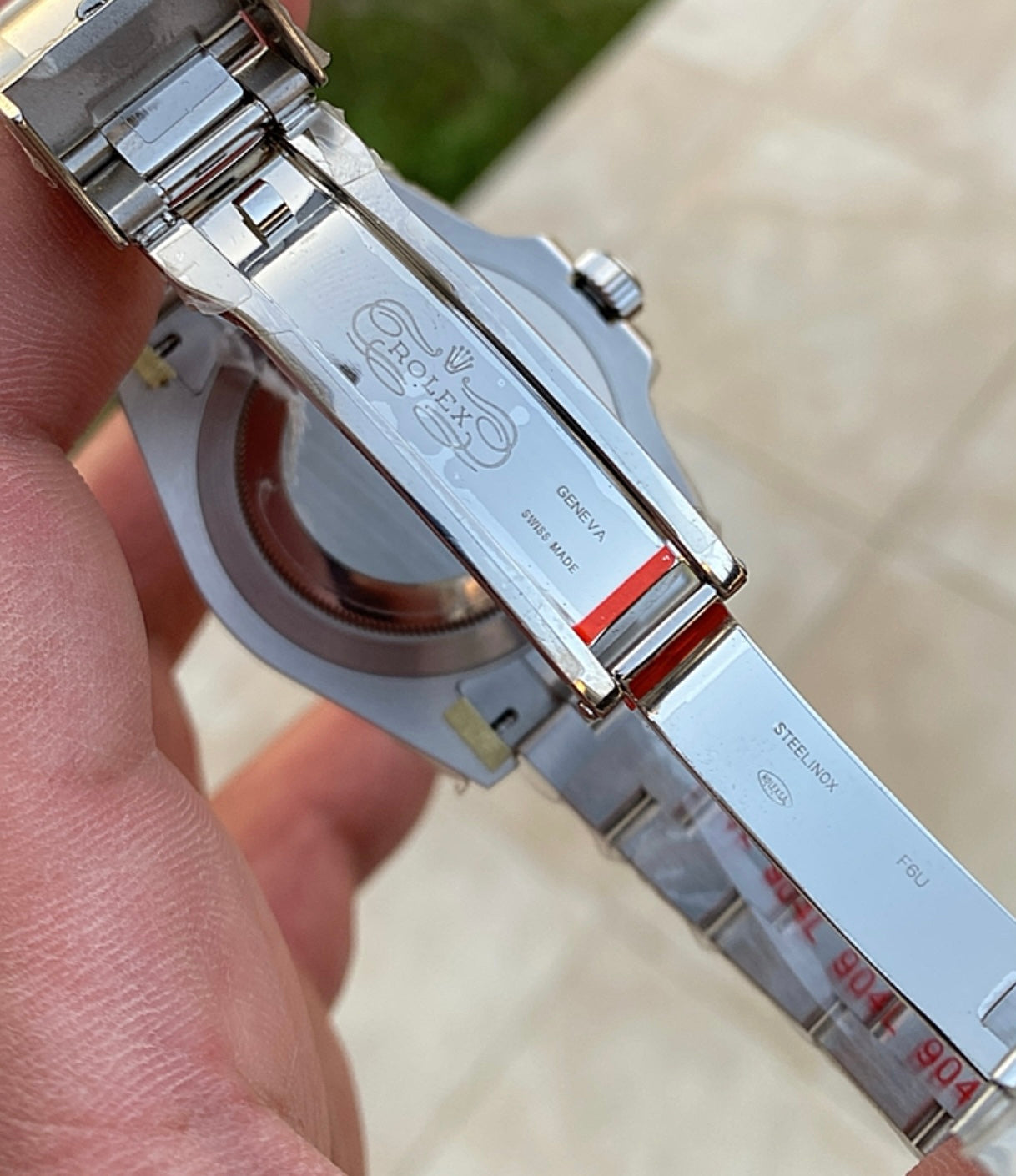 رولكس باتمان سير اويستر - مصنع كلين طبق الاصل - لا يمكن تميزها على يدك - سيريال محفور حقيقي- ماكينة مطابقة للاصلية - سيراميك مطابق مية بالمئة - تعقيدة جي ام تي مثل الاصلية